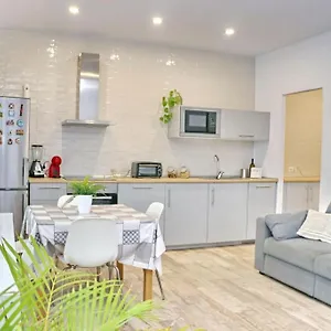 https://apartamentos-rurales-la-cobij-apart-n1.es-andalucia.com